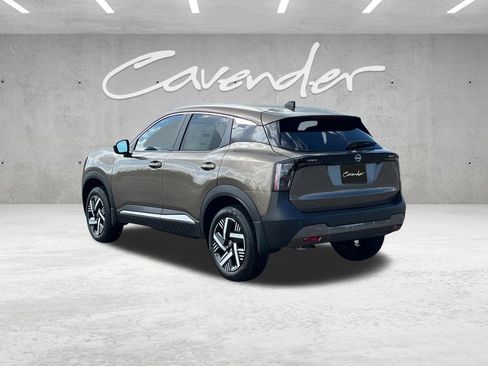 New 2026 Nissan Kicks SV FWD image 15