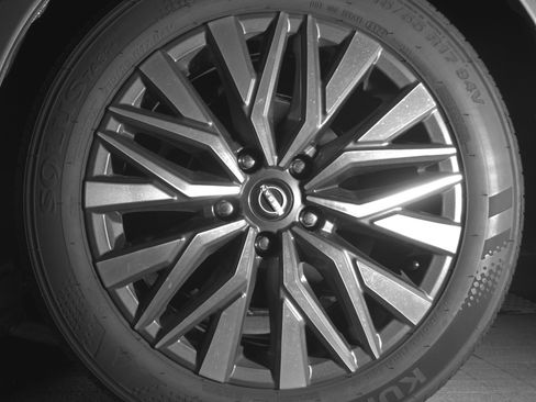 Used 2025 Nissan Altima 2.5 SV image 14