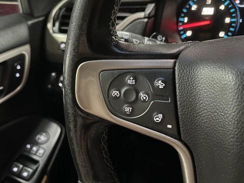 Used 2019 GMC Yukon Denali AWD/4WD image 14