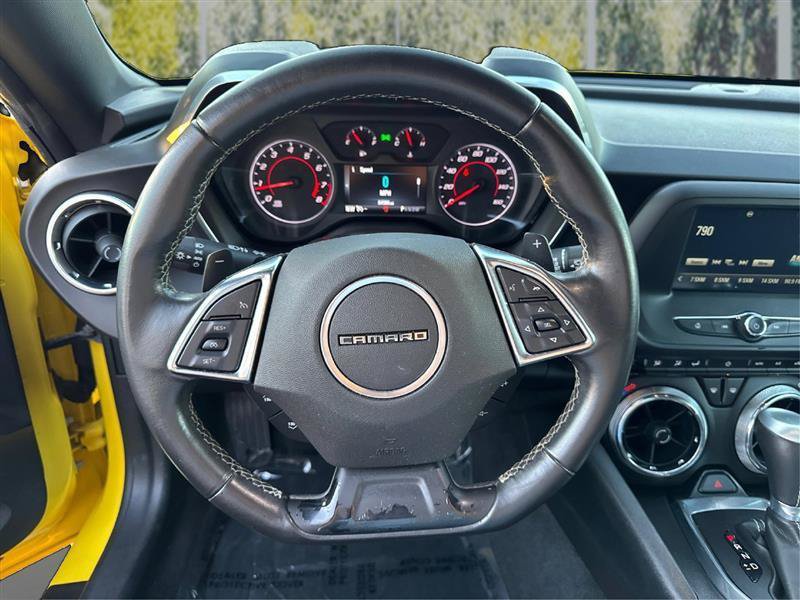 Used 2016 Chevrolet Camaro LT RWD image 17