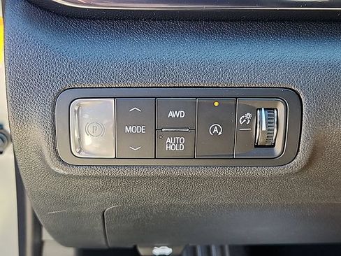 New 2026 GMC Terrain AT4 w/ Technology Package II AWD/4WD image 16