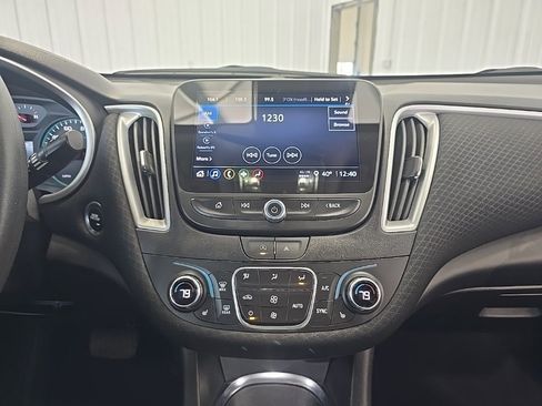 Used 2024 Chevrolet Malibu LT image 26