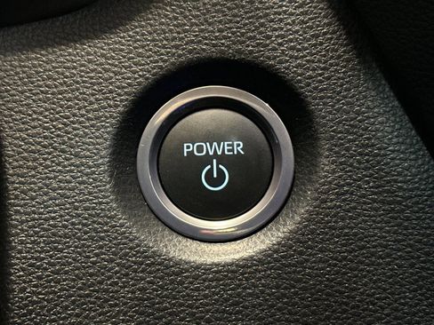 Used 2024 Toyota Corolla SE w/ SE Package image 21