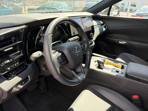 Used 2025 Lexus RX 350h w/ Convenience Package AWD/4WD image 10