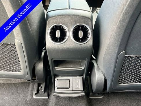 Used 2024 Mercedes-Benz EQB 250+ image 23