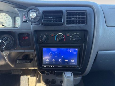 Used 2001 Toyota Tacoma 4x4 Double Cab image 6