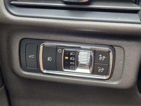 Used 2020 Lincoln Corsair Reserve w/ Equipment Group 202A image 29