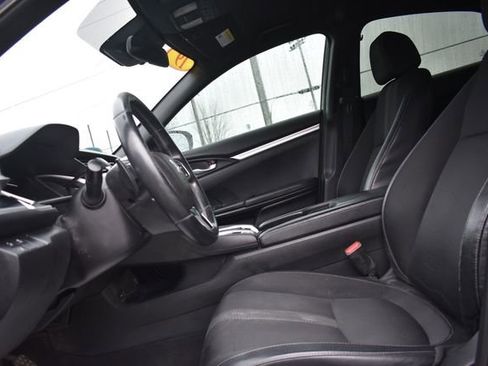 Used 2019 Honda Civic Sport image 20