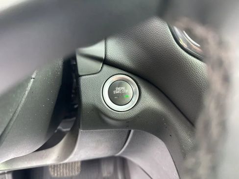 Used 2023 Chevrolet Equinox LT image 20