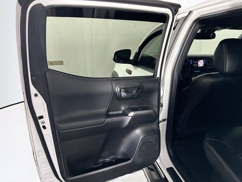 Used 2019 Toyota Tacoma TRD Pro image 26