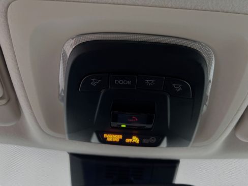 Used 2025 Toyota Corolla LE FWD image 21