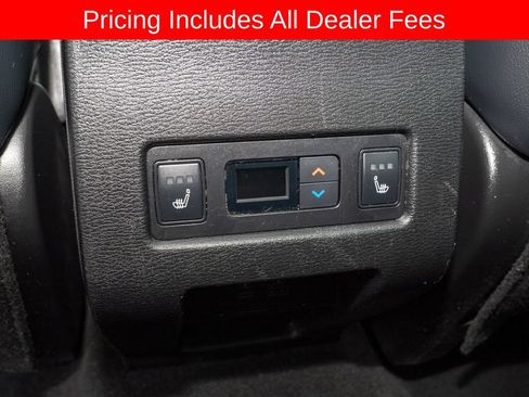 Used 2023 Mitsubishi Outlander SEL FWD image 9