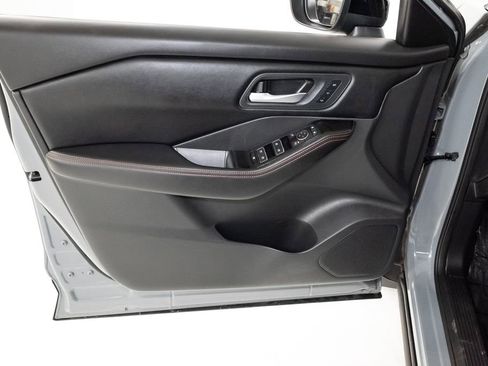 Used 2025 Nissan Rogue SV w/ Rock Creek Premium Package image 12