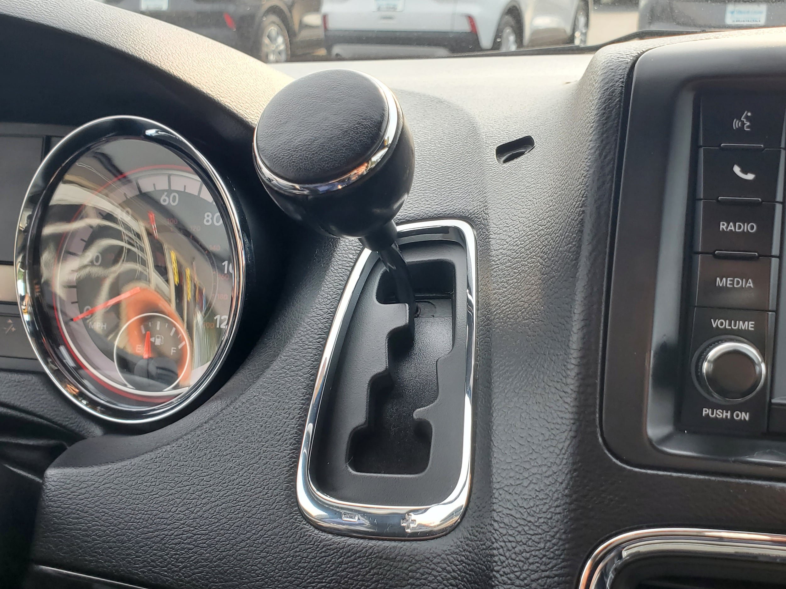 Used 2019 Dodge Grand Caravan SXT FWD image 20