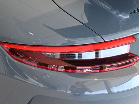 Used 2018 Porsche 911 GT3 w/ Sport Chrono Package RWD image 14
