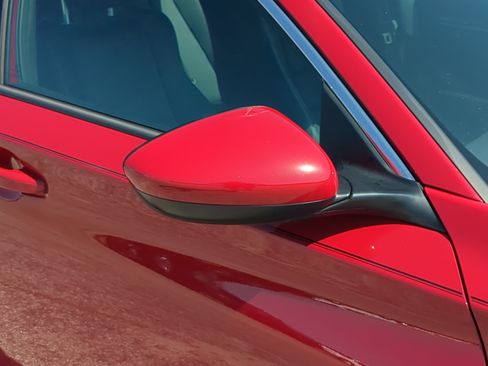 Used 2018 Honda Accord Sport image 10