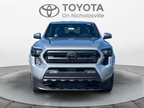 Used 2024 Toyota Tacoma SR5 image 8