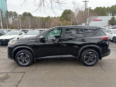 Certified 2024 Nissan Rogue SV image 4