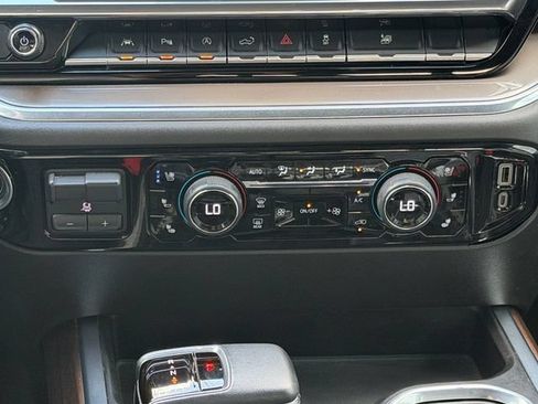 Used 2022 Chevrolet Silverado 1500 High Country RWD image 20