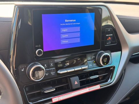 New 2026 Toyota Highlander XLE AWD/4WD image 25