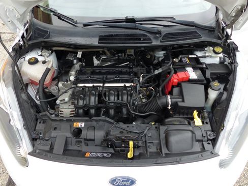 Used 2019 Ford Fiesta SE FWD image 16