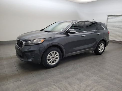 Used 2020 Kia Sorento LX FWD image 2