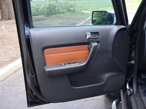 Used 2006 HUMMER H3 AWD/4WD image 23