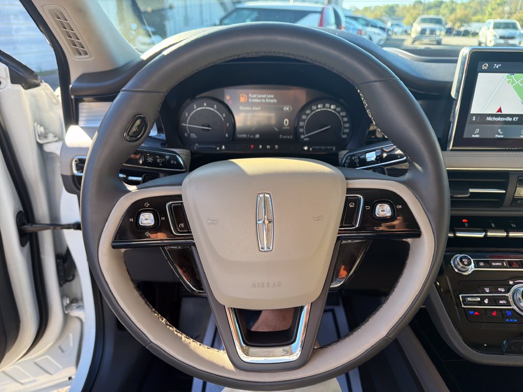 Used 2022 Lincoln Corsair AWD w/ Elements Package image 17