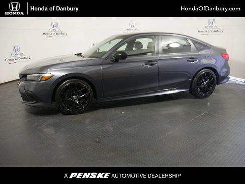 Used 2023 Honda Civic Sport image 1
