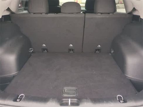 Used 2022 Jeep Compass Sport image 32