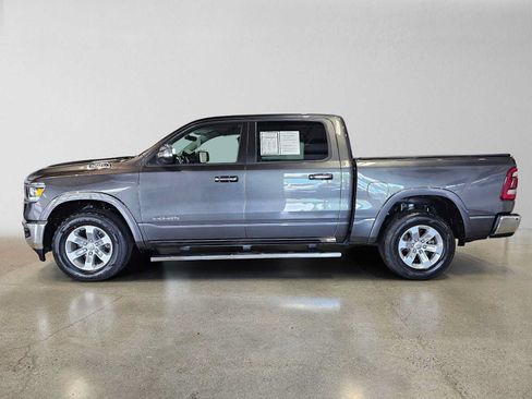 Used 2022 RAM 1500 Laramie AWD/4WD image 6