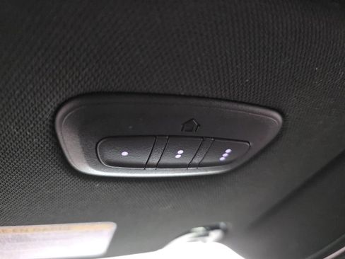 Used 2025 Jeep Wagoneer L 4WD image 22