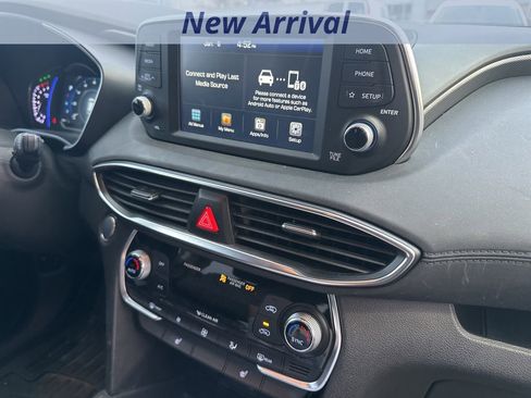 Used 2019 Hyundai Santa Fe SEL image 6
