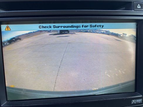 Used 2008 Chevrolet Suburban LT RWD image 12