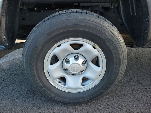 Used 2023 Toyota Tacoma SR image 6