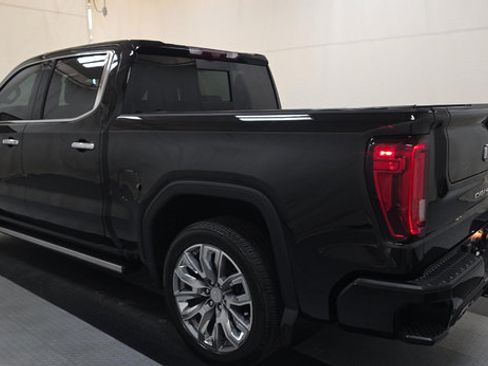 Used 2023 GMC Sierra 1500 Denali AWD/4WD image 5
