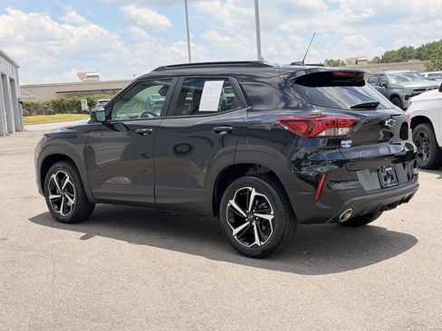 Used 2023 Chevrolet TrailBlazer RS w/ Convenience Package AWD/4WD image 10