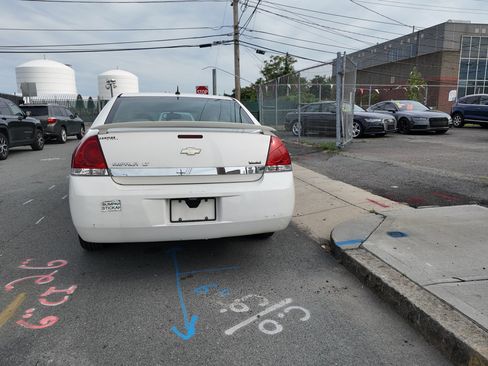 Used 2009 Chevrolet Impala LT image 5