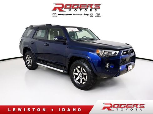 Used 2024 Toyota 4Runner SR5 Premium w/ Moonroof Package AWD/4WD image 1