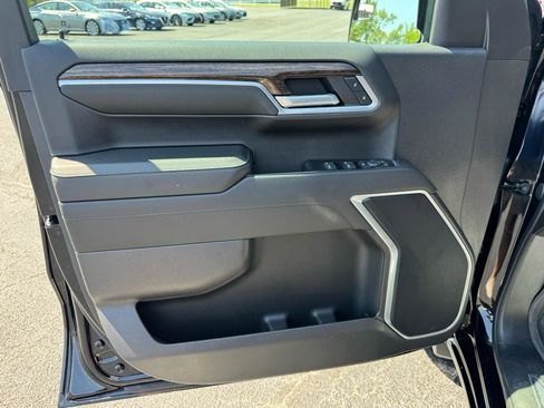 Used 2022 GMC Sierra 1500 Elevation AWD/4WD image 15