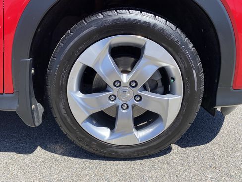 Used 2017 Honda HR-V EX image 11