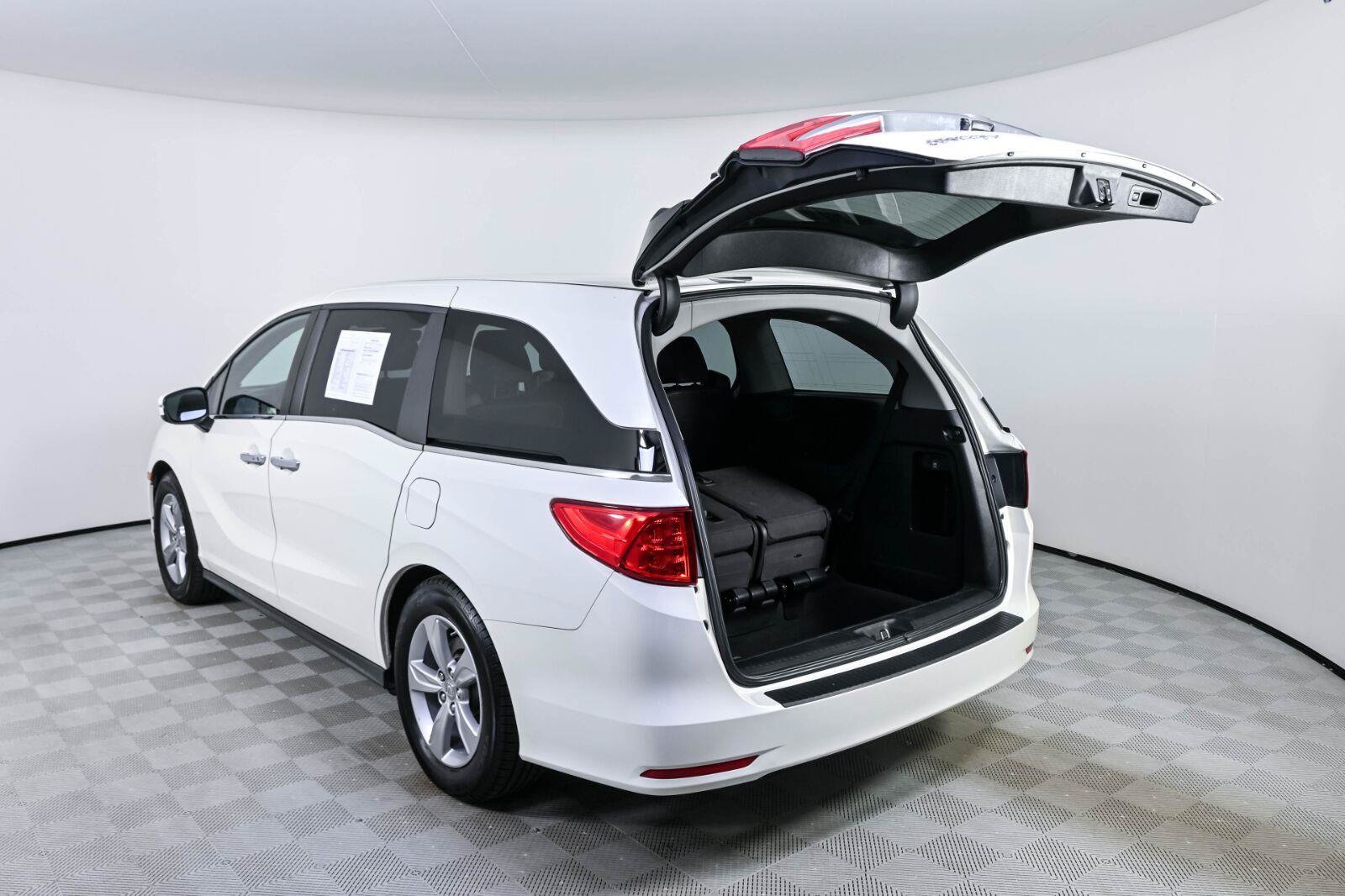 Used 2018 Honda Odyssey EX-L image 31