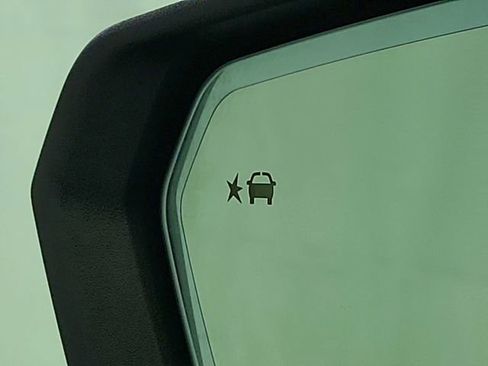 Used 2019 GMC Terrain Denali w/ Advanced Safety Package image 12