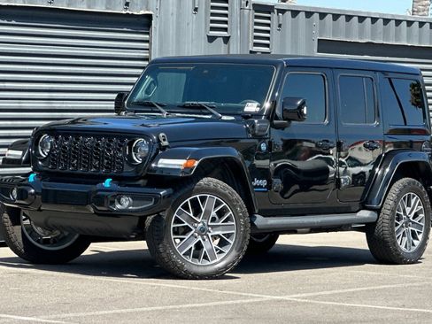 Used 2024 Jeep Wrangler High Altitude AWD/4WD image 1