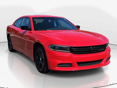 Used 2023 Dodge Charger SXT RWD image 3