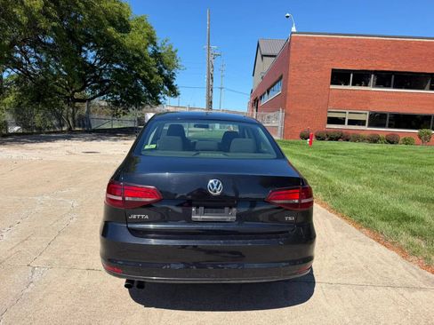 Used 2016 Volkswagen Jetta S FWD image 5