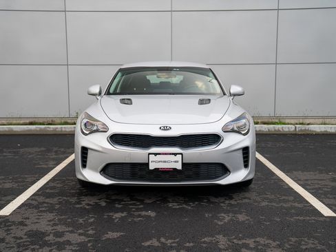Used 2018 Kia Stinger image 6