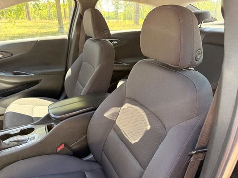 Used 2022 Chevrolet Malibu LT FWD image 10