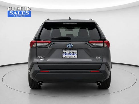 Used 2023 Toyota RAV4 XLE Premium AWD/4WD image 6