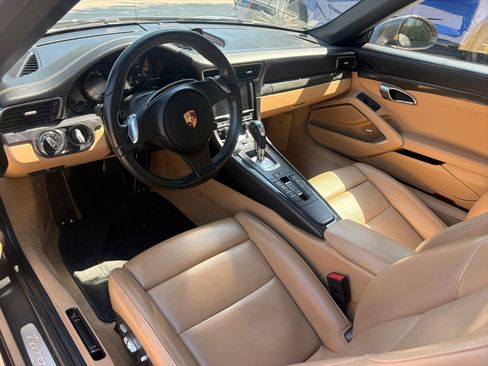 Used 2015 Porsche 911 Targa 4S AWD/4WD image 8